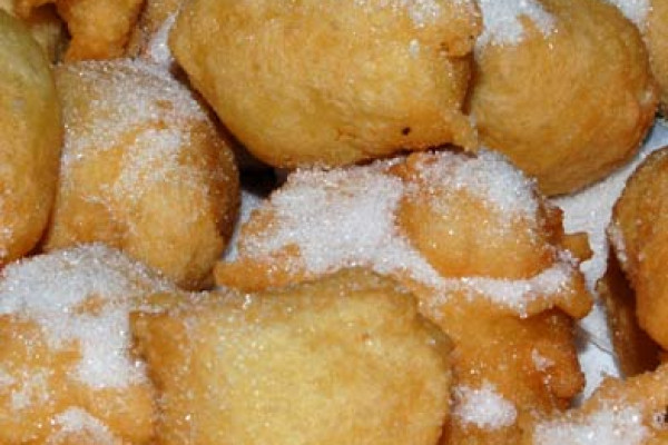 Crispelle with Ricotta Cheese